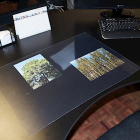 Desk mat - Clear with a gloss surface